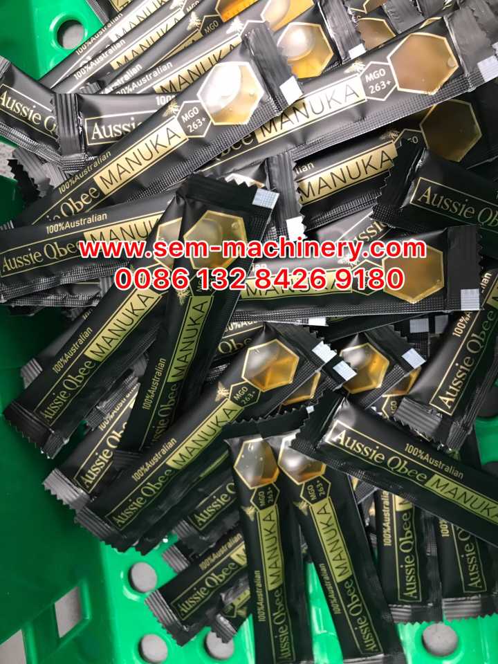 Automatic Sachet Packing Machine